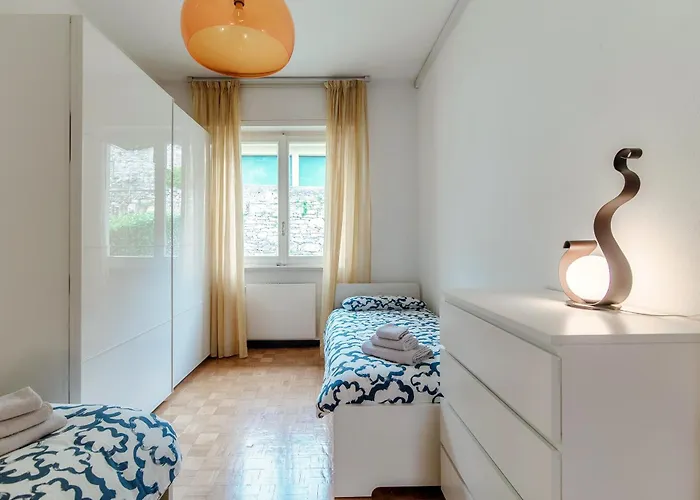 Vista Lario - Aqua דירה